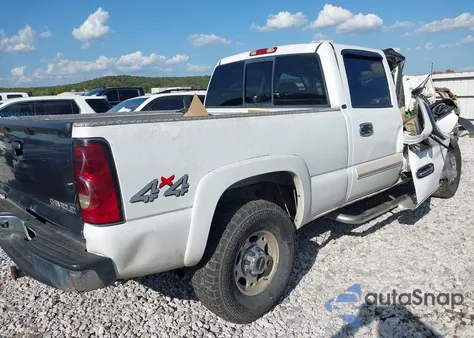 2005 Chevrolet Silverado 2500Hd Lt from USA, damaged, VIN 1GCHK23255F939672